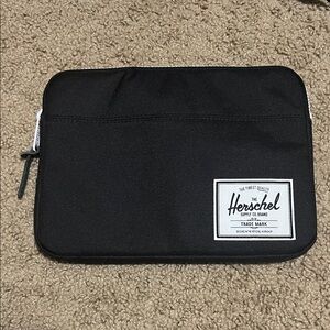Herschel Supply Company Black ipad/Laptop case.